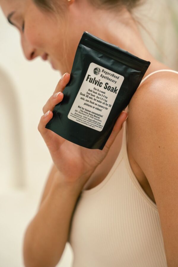 Fulvik Soak bath or foot soak for parasite cleanse and heavy metal detox